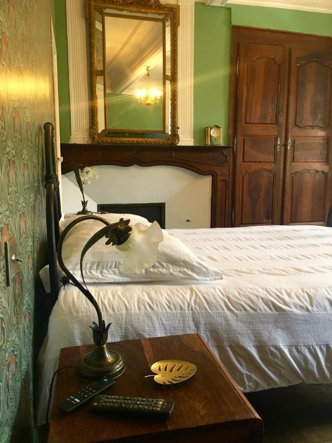 Bed and Breakfast Le 7 Des Tonneliers Castelfranc Exterior foto