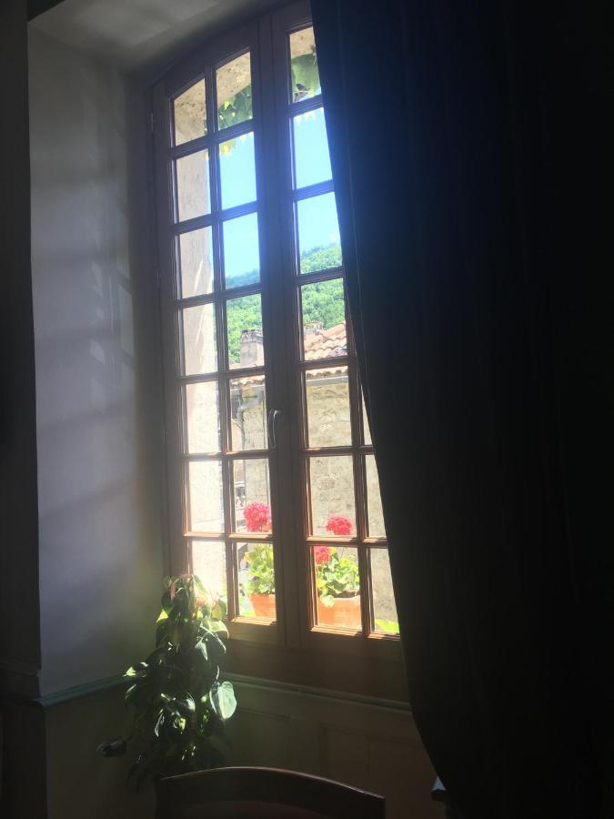 Bed and Breakfast Le 7 Des Tonneliers Castelfranc Exterior foto
