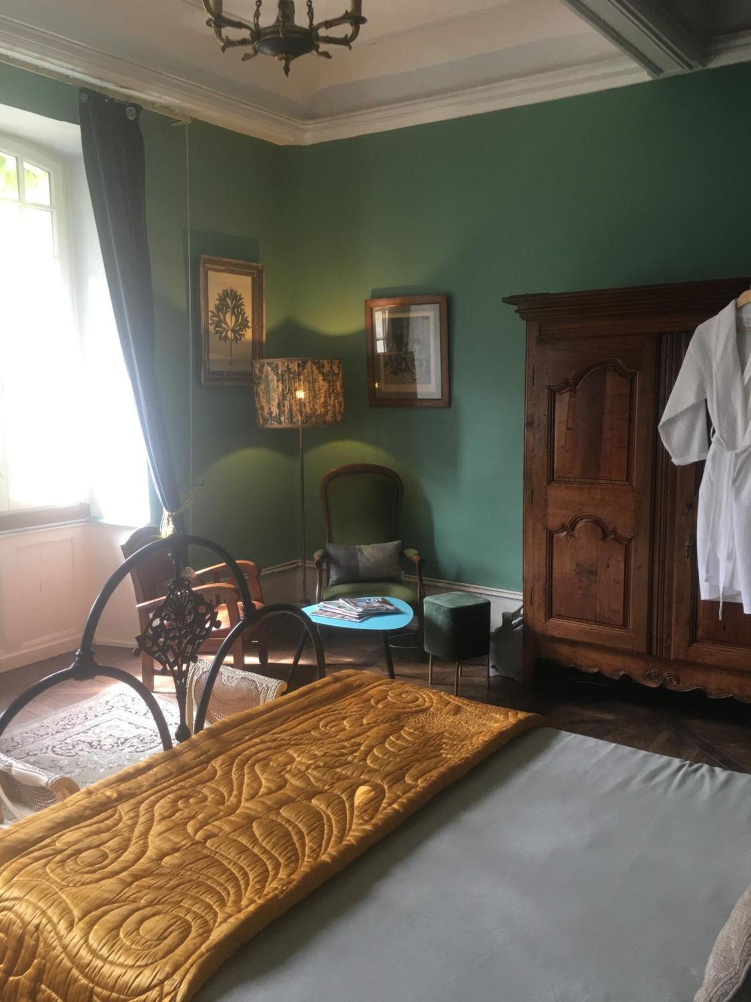 Bed and Breakfast Le 7 Des Tonneliers Castelfranc Exterior foto