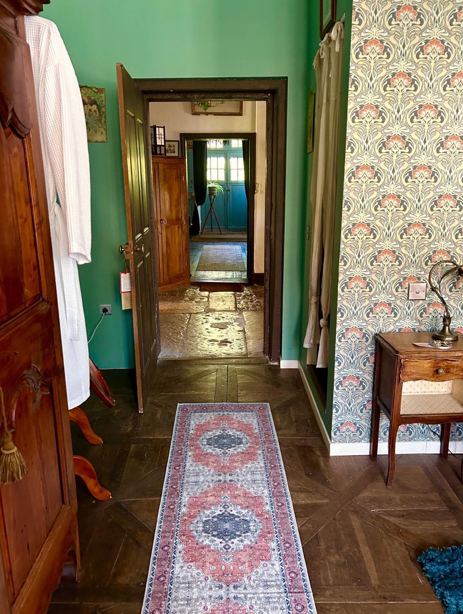 Bed and Breakfast Le 7 Des Tonneliers Castelfranc Exterior foto